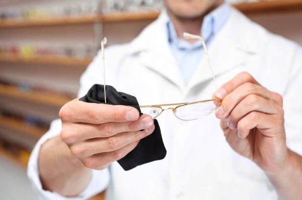 Quelques astuces à propos du nettoyage de lunettes de vue
